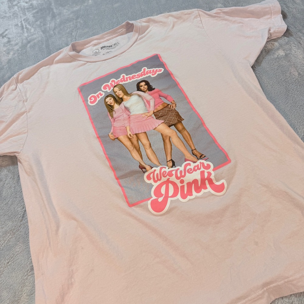 Mean Girls On‎ Wednesdays We Wear Pink Graphic T Shirt XL READ!!